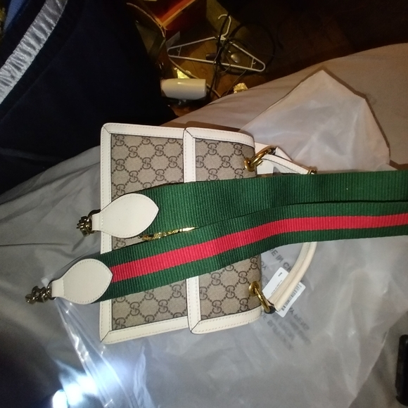 Purse - Picture 2 of 3